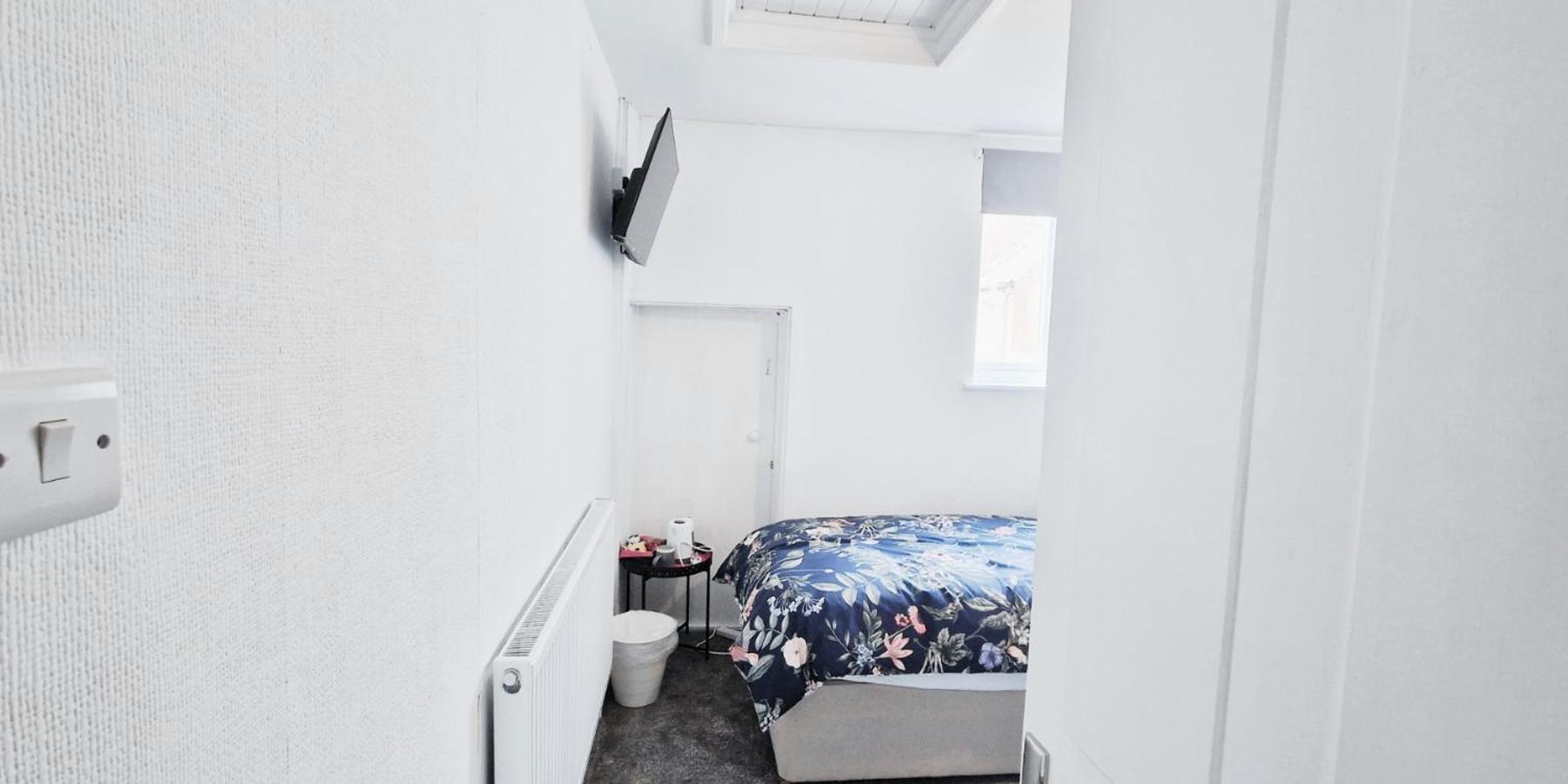 Single Room In Modern House Near ノッティンガム エクステリア 写真